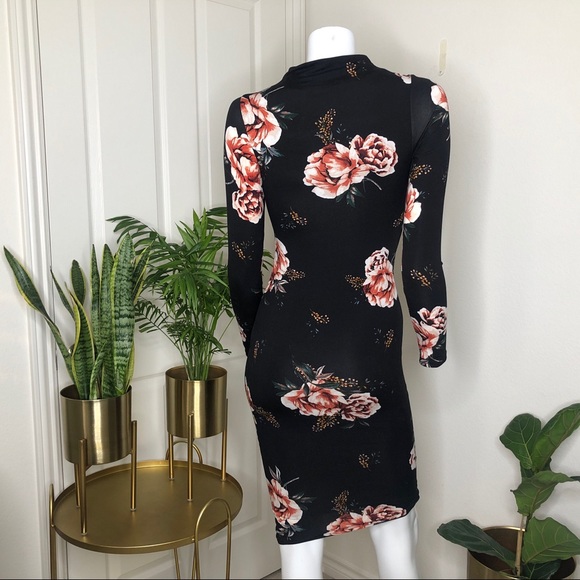 Floral Fall Boho Long Sleeve Midi Dress - Picture 4 of 5